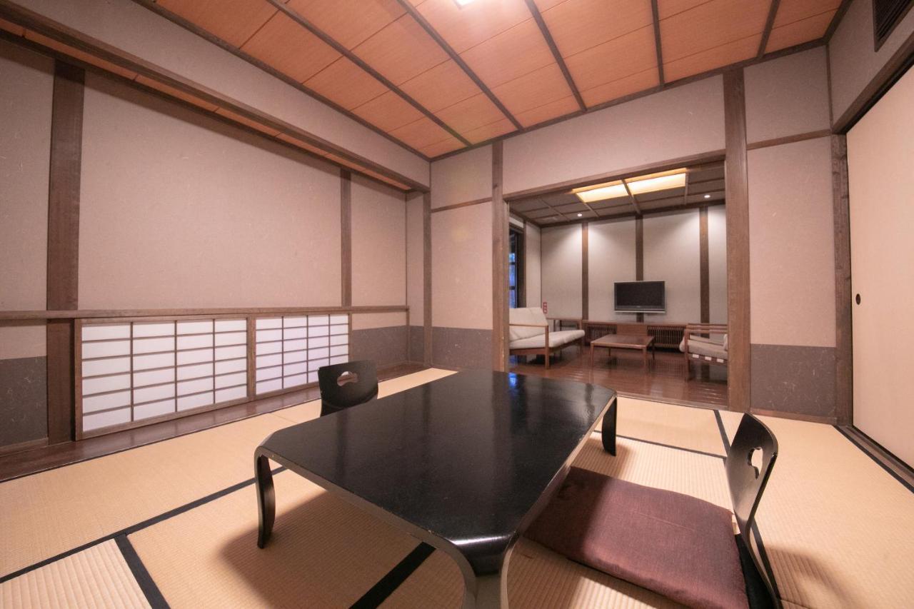 Yufuin Bettei Itsuki Hotel Екстериор снимка